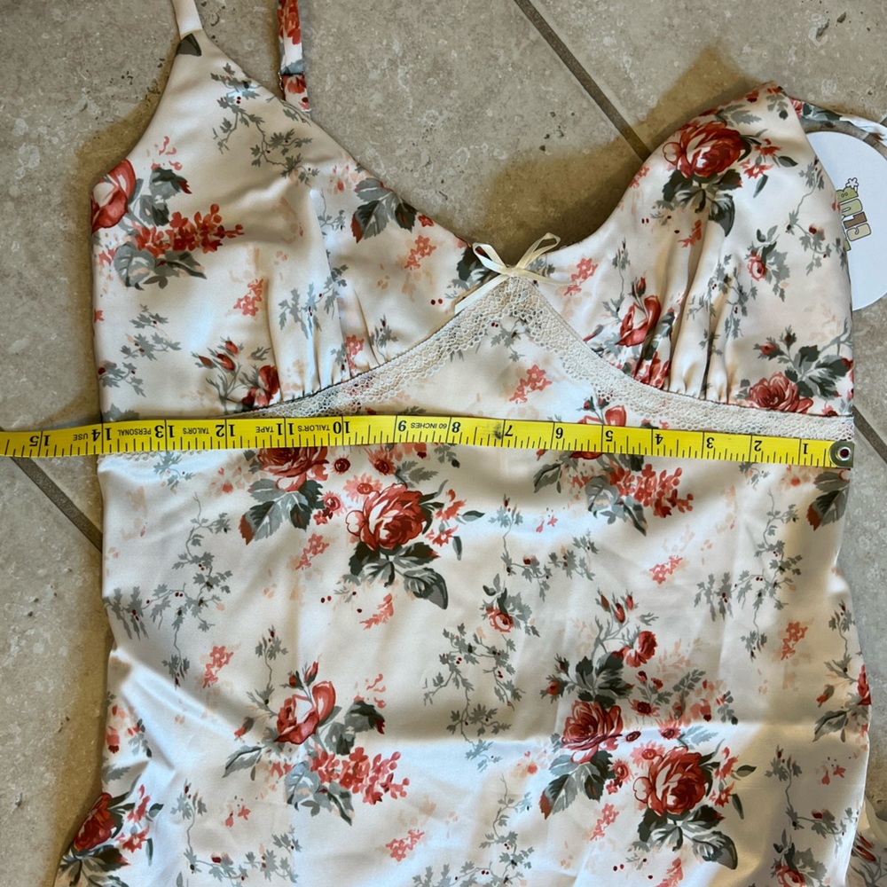 Princess Polly LUCARDI SATIN MINI DRESS FLORAL - Picture 6 of 7